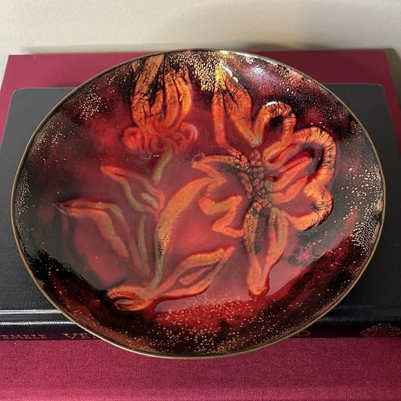 Enamel Copper Burgundy Gold flecks Flower Leaf Design Hand Crafted Bowl Signed - Picture 9 of 9